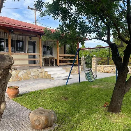Country house Karaiskaki Beach House