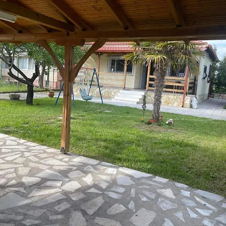 Karaiskaki Beach House Country house